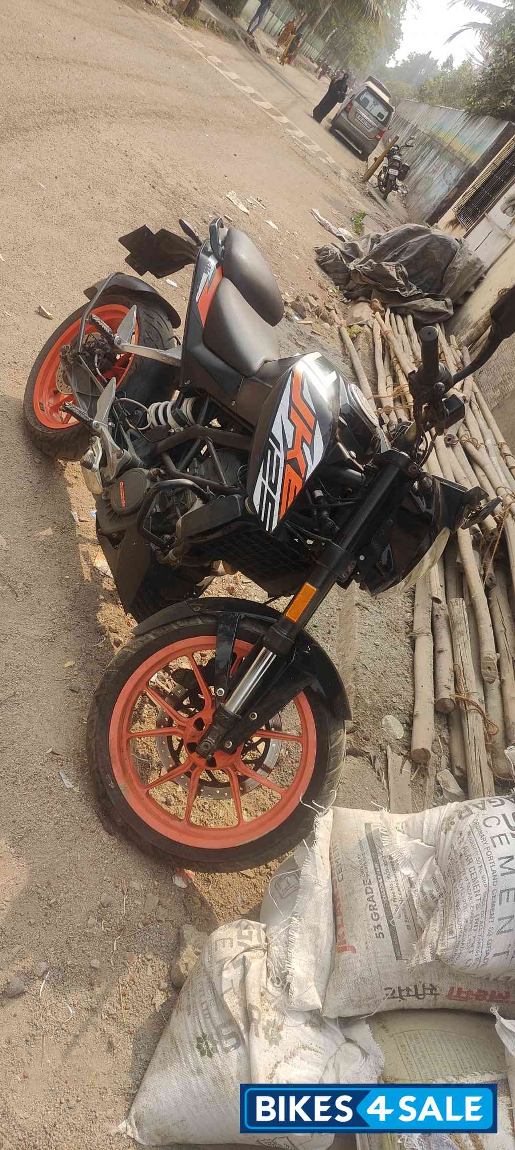 KTM Duke 125