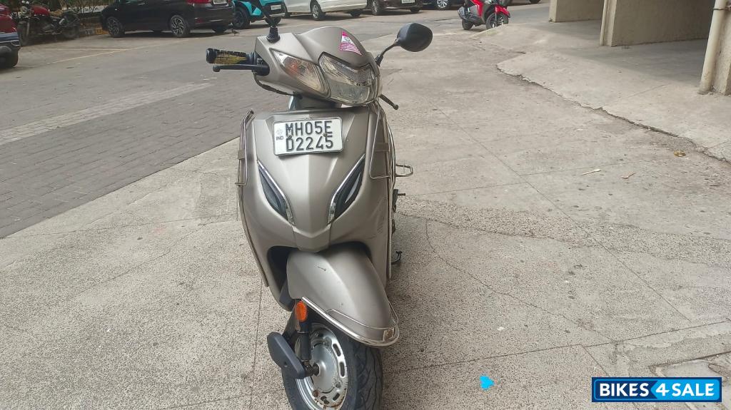 Silver Honda Activa 5G