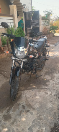 Black Honda CB Unicorn