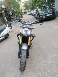 Yellow Triumph Speed 400 2025