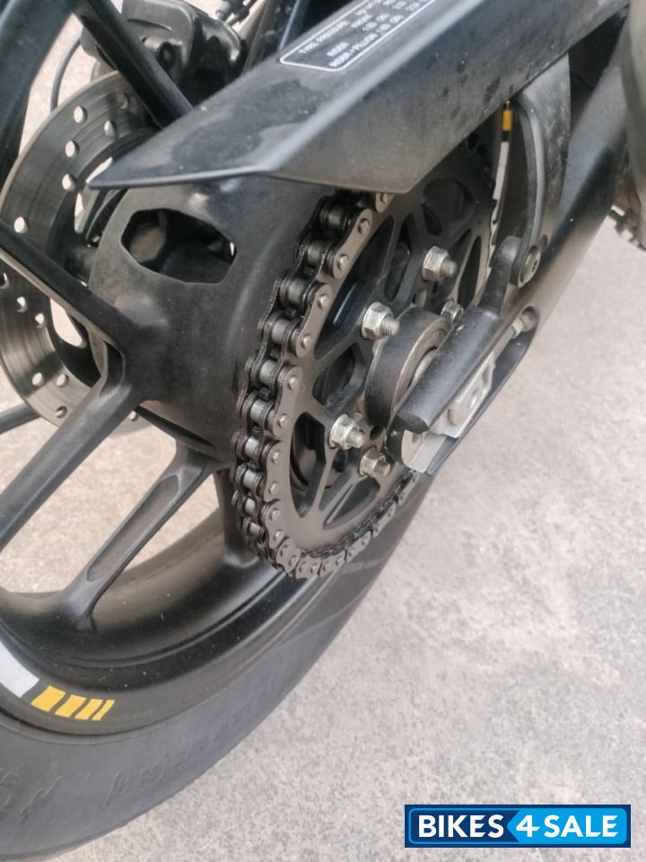 Yellow Triumph Speed 400 2025 Yellow Triumph Speed 400 2025