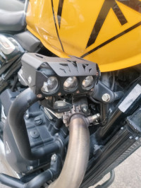 Yellow Triumph Speed 400 2025