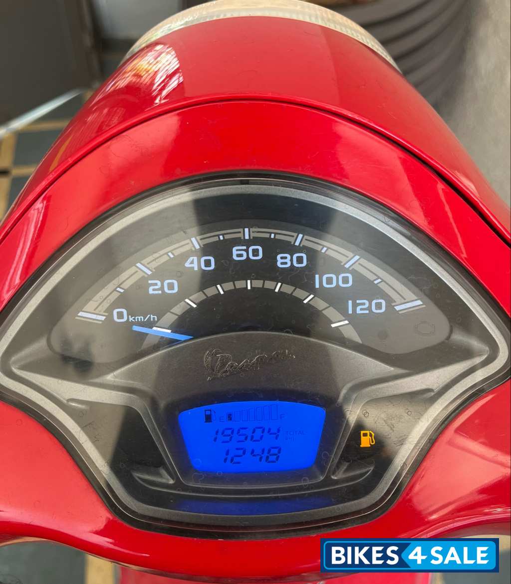 Red Vespa VXL 150
