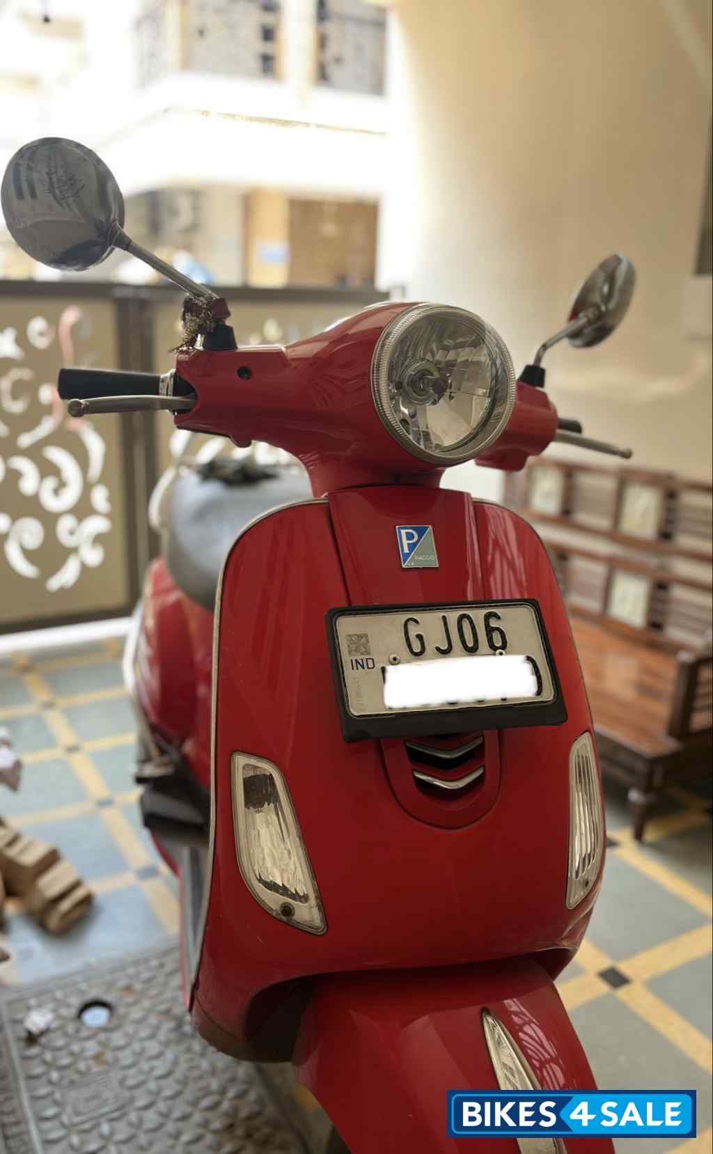Red Vespa VXL 150