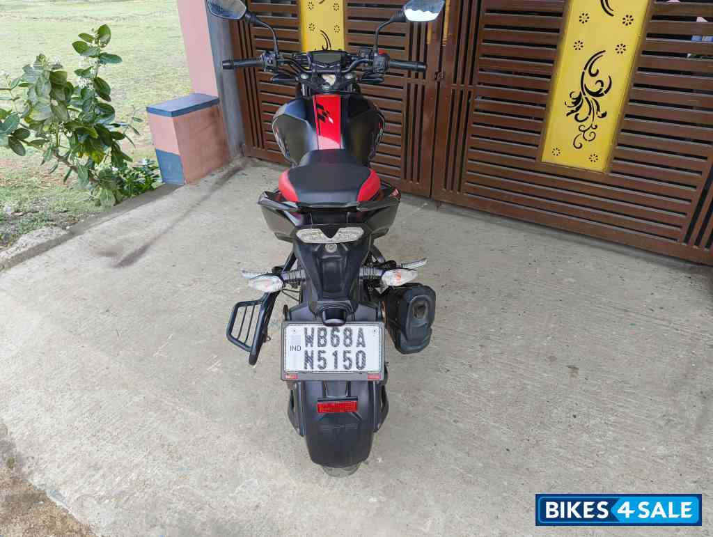 Matt Black TVS Apache RTR 160 4V Special Edition