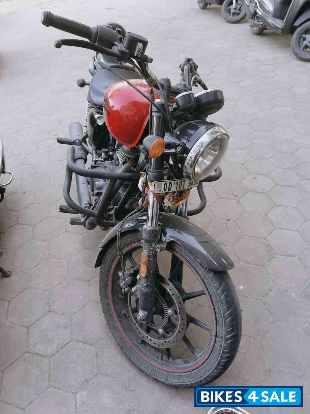 Fireball Red Royal Enfield Meteor 350 Fireball