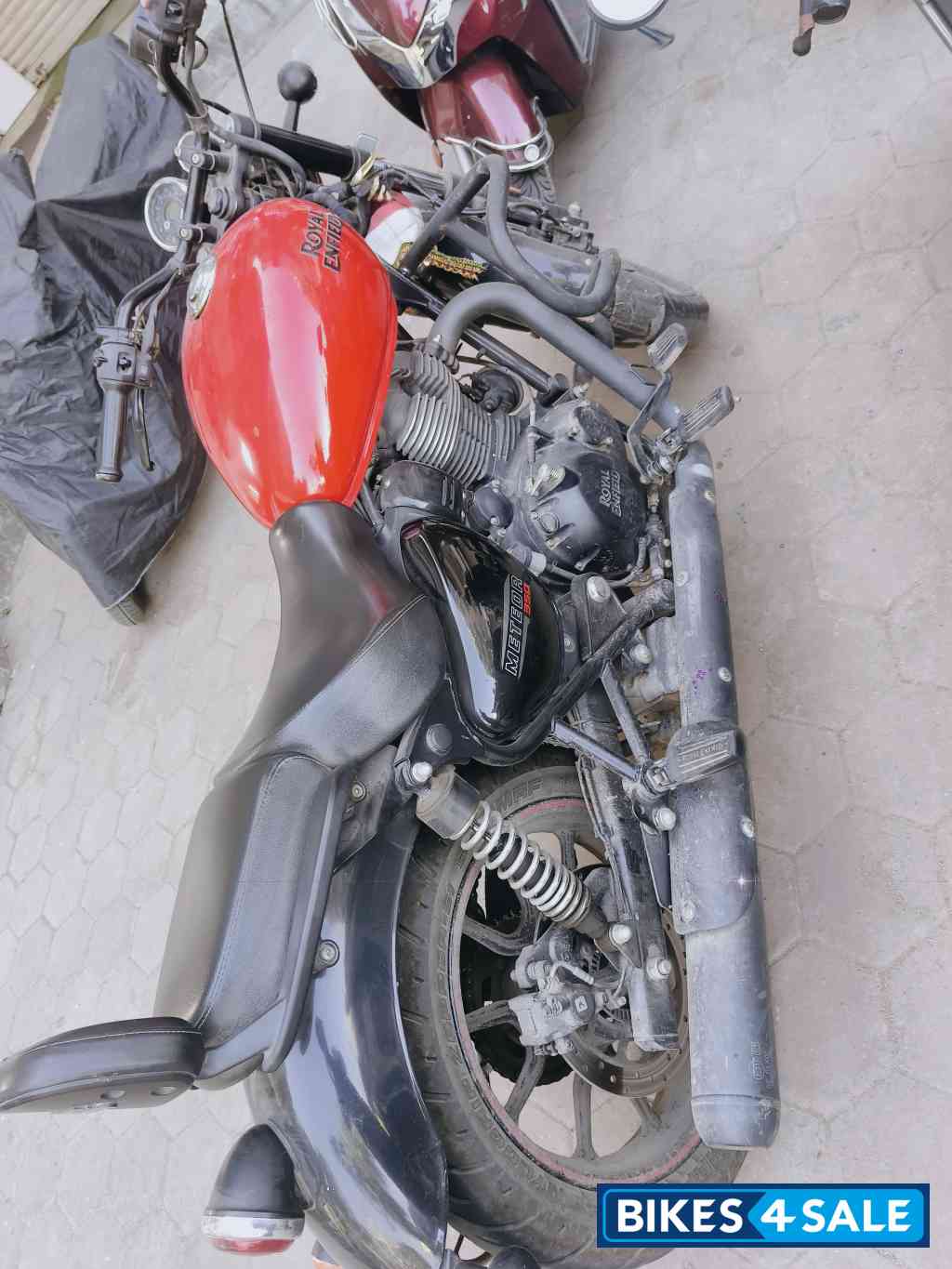 Fireball Red Royal Enfield Meteor 350 Fireball