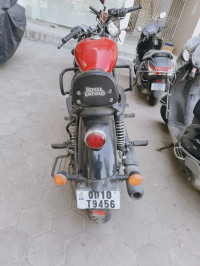 Fireball Red Royal Enfield Meteor 350 Fireball