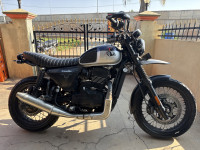 Yezdi Scrambler Dual Tone 2022 Model