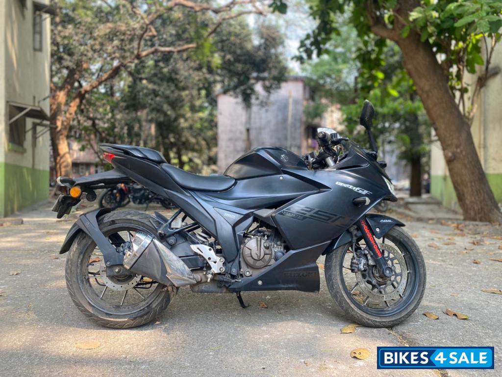 Suzuki Gixxer SF 250