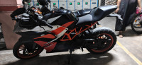 White And Orange KTM RC 200