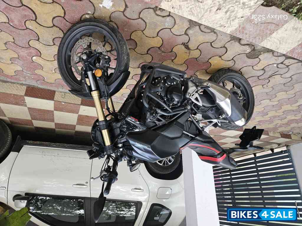 Matt Black Honda 2022 CB300R Matt Black Honda 2022 CB300R