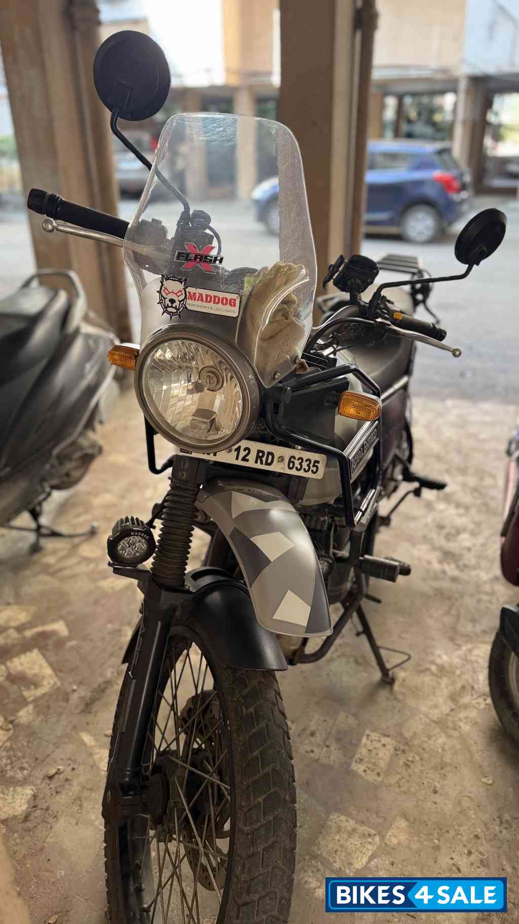 Royal Enfield Himalayan Sleet