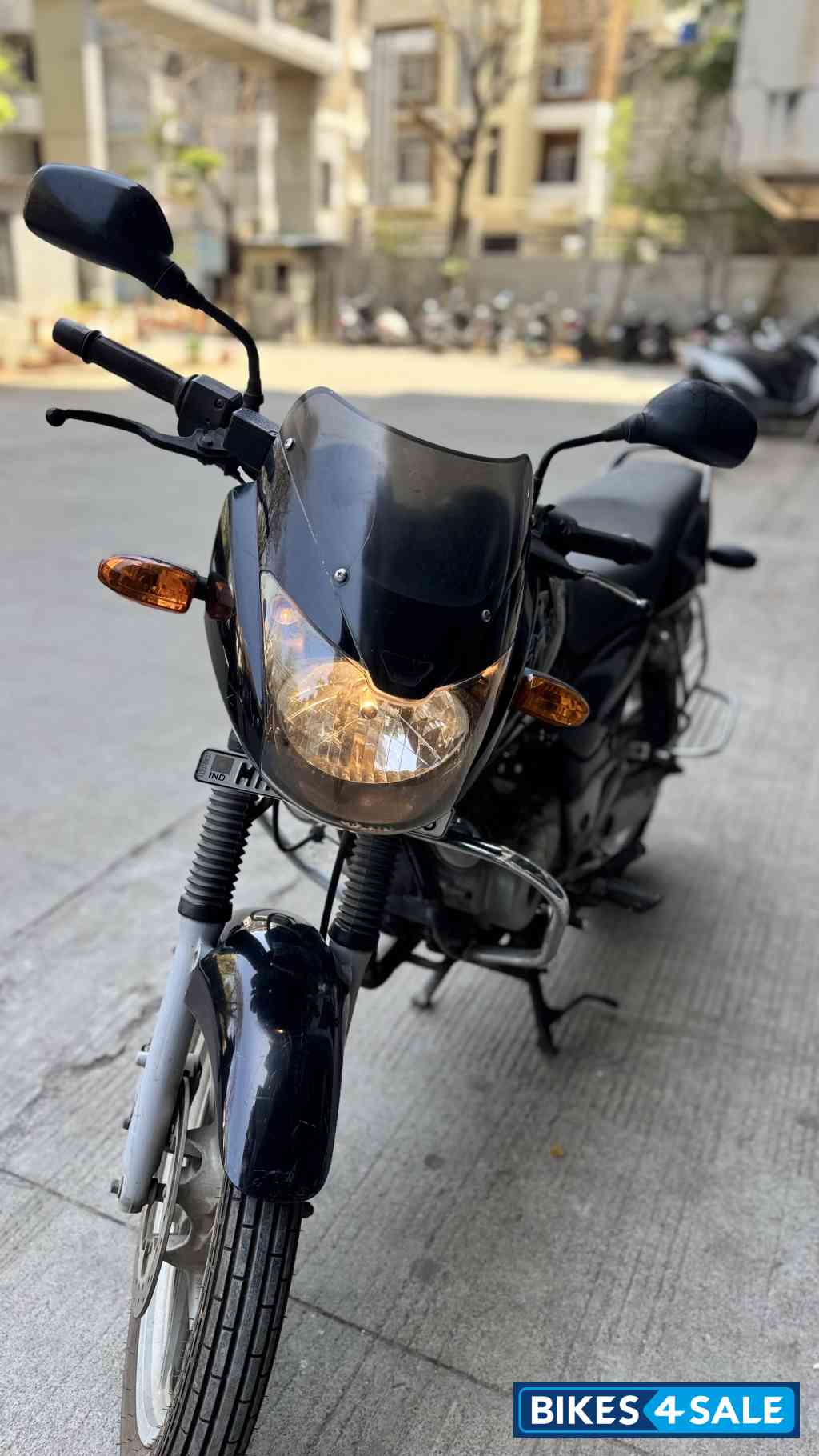Black Bajaj Pulsar 150 DTSi