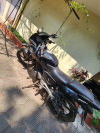 Black Bajaj Pulsar 220 DTSFi