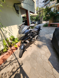Black Bajaj Pulsar 220 DTSFi