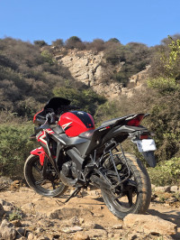 Honda CBR 150R 2017 Model