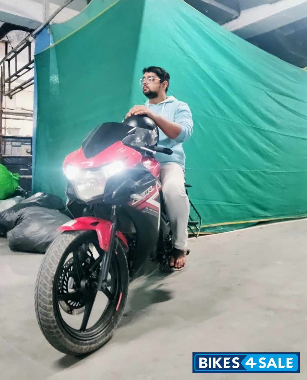 Honda CBR 150R Honda CBR 150R