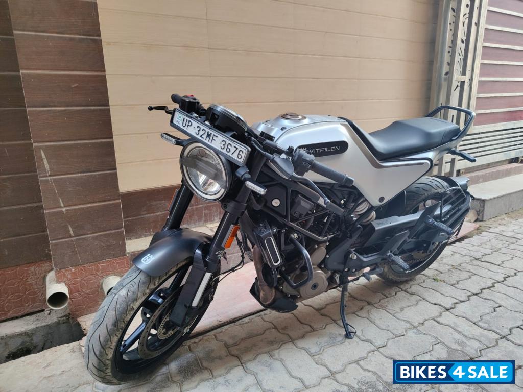 Adventure Silver Husqvarna Vitpilen 250 2020