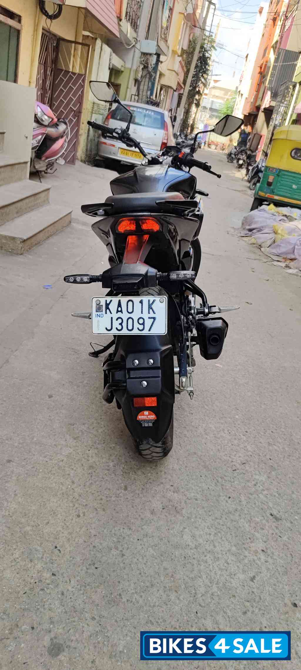 Black Hero Xtreme 125R