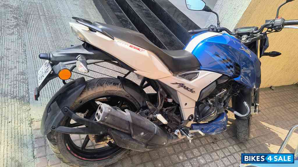 TVS Apache RTR 160 4V