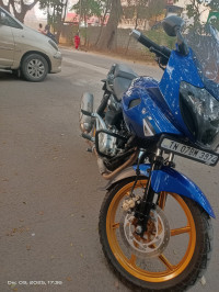 Bajaj Pulsar 220F 2011 Model