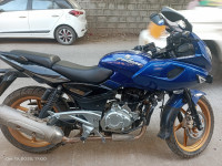 Bajaj Pulsar 220F