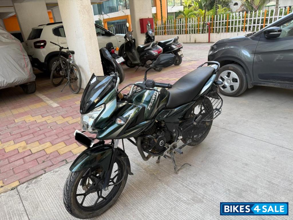 Bajaj Discover 150 F