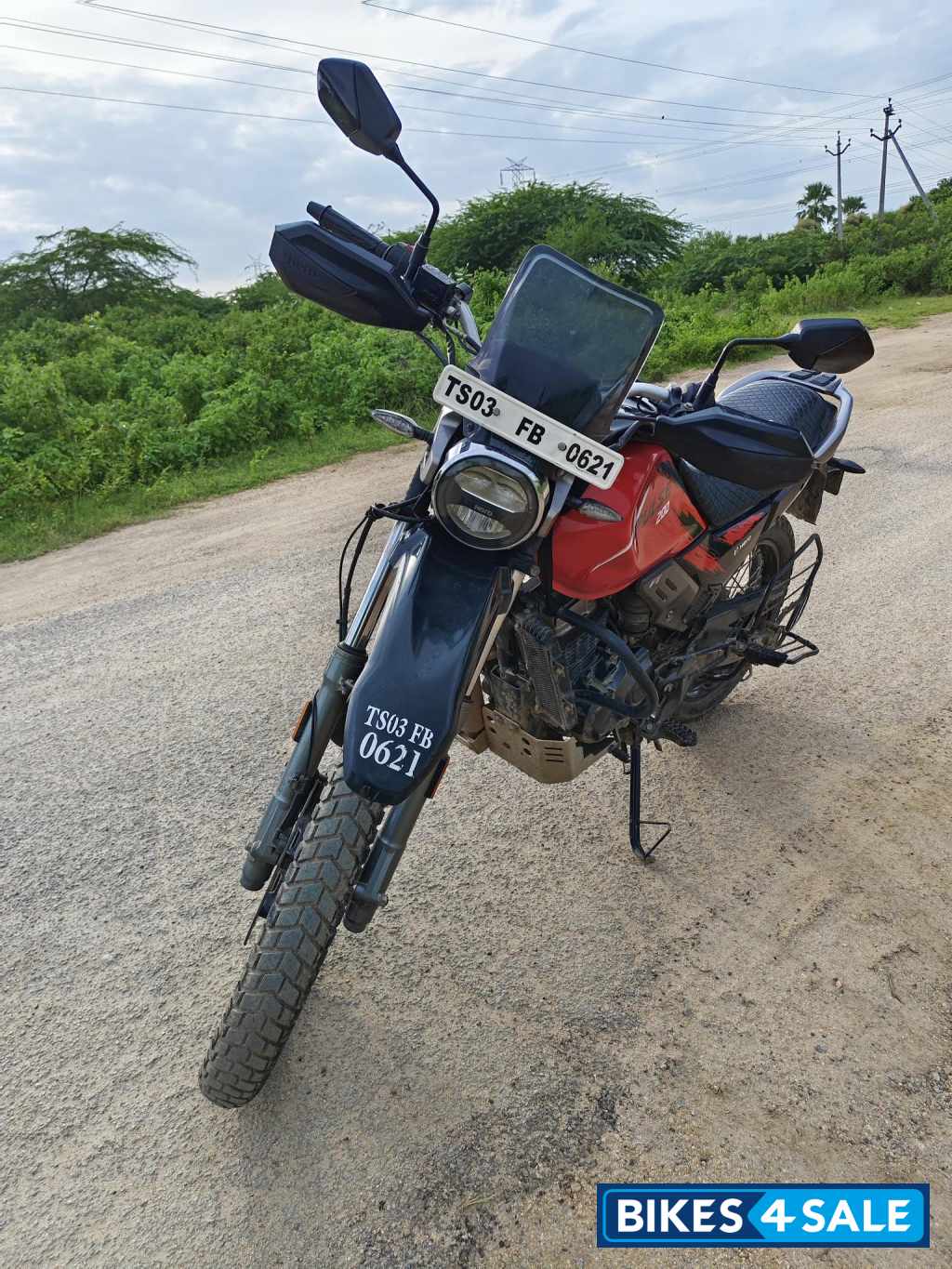 Red Hero XPulse 200 BS6