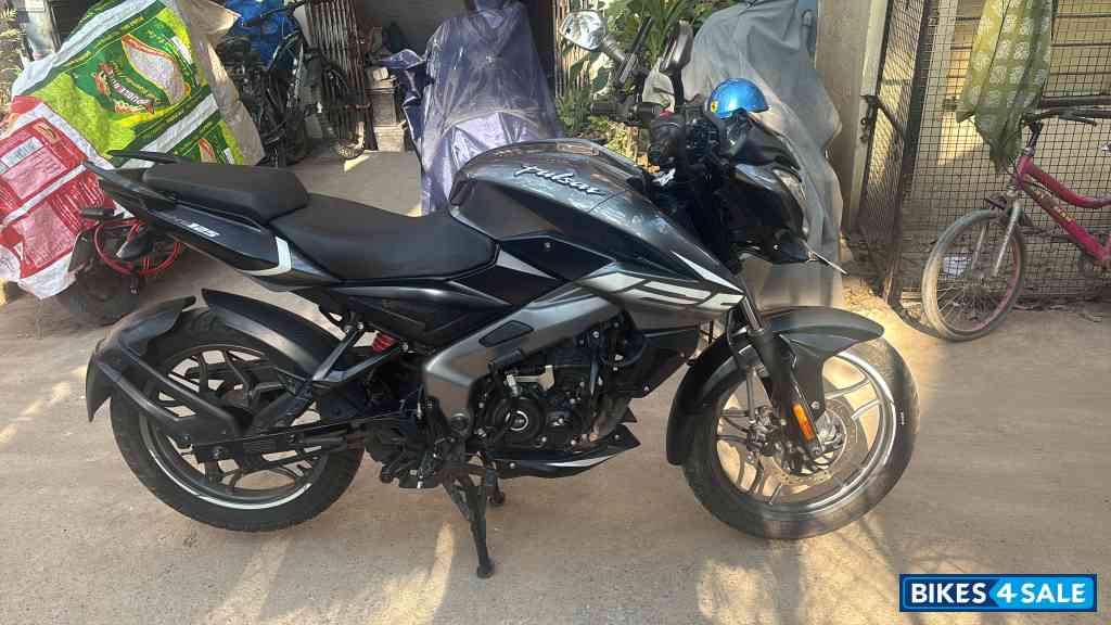 Bajaj Pulsar NS 125