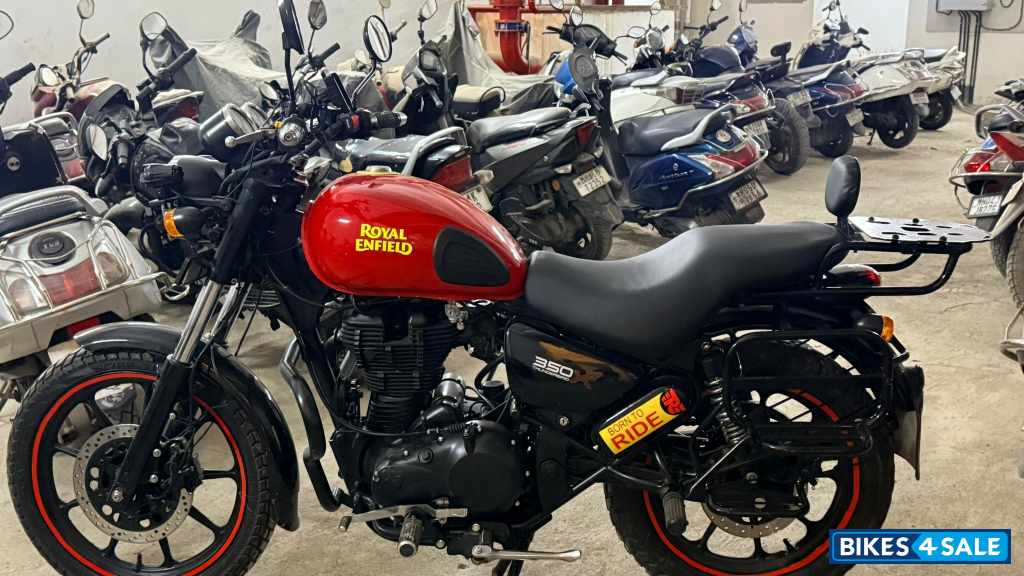 Red Royal Enfield Thunderbird X 350