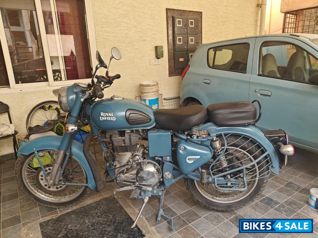 Royal Enfield Classic 500