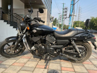 Black Harley Davidson Street 750