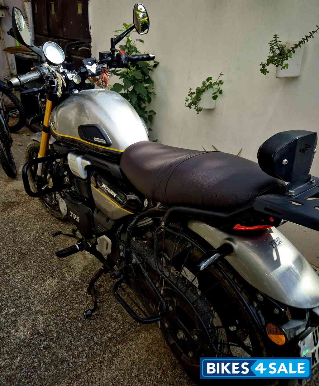 Galactic Grey TVS Ronin TD