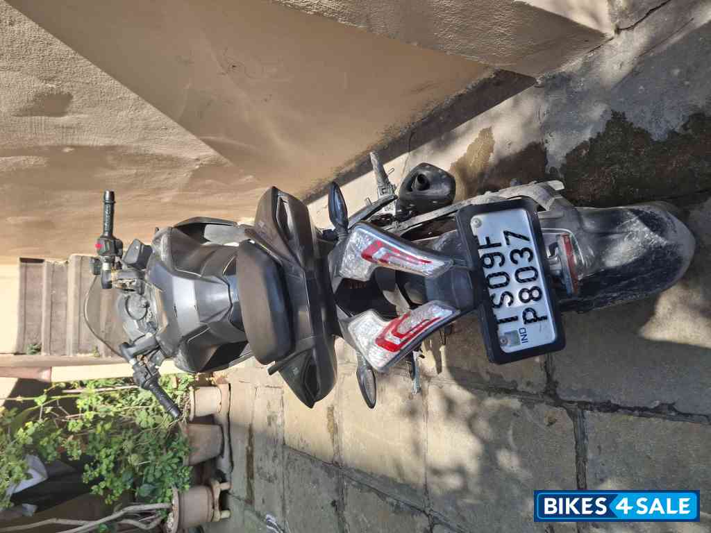 Bajaj Pulsar RS 200 BS6