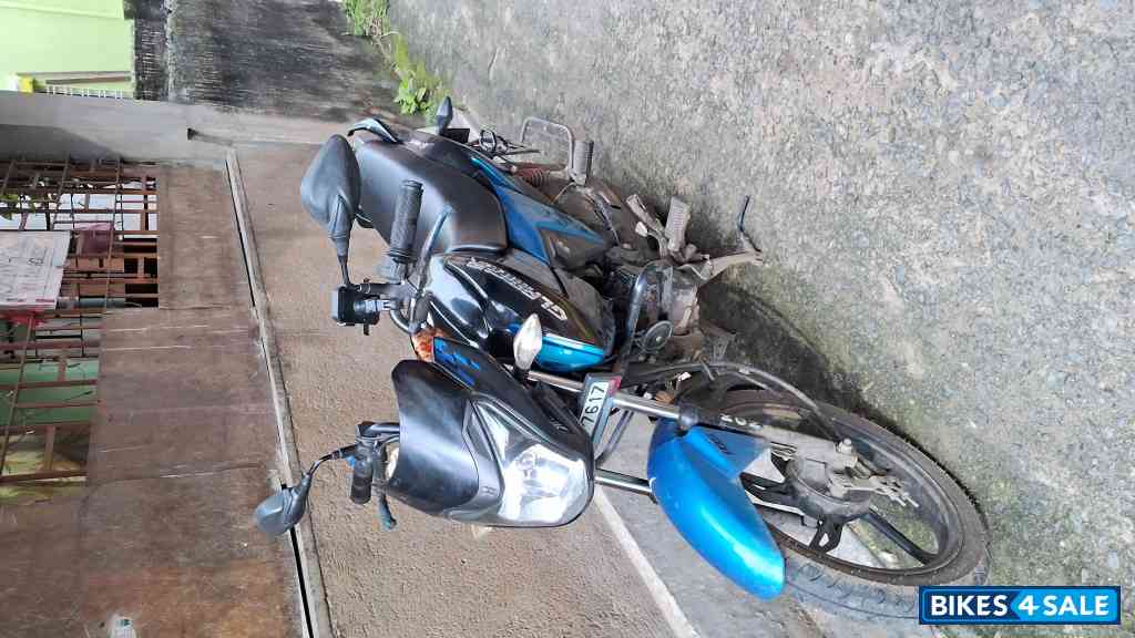 Blue Black Hero Glamour BS6