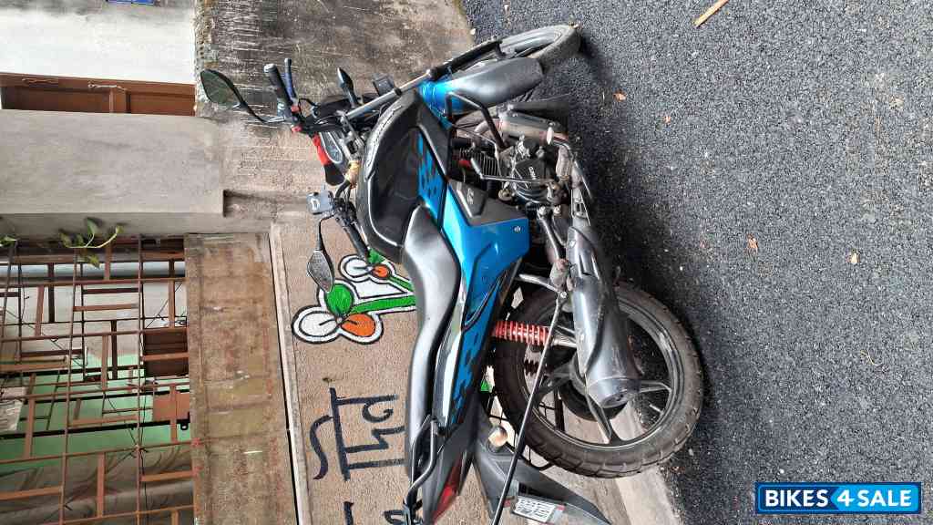 Blue Black Hero Glamour BS6