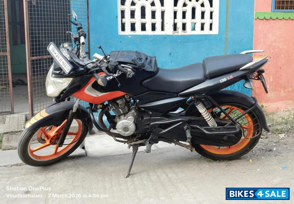 Bajaj Pulsar 135LS