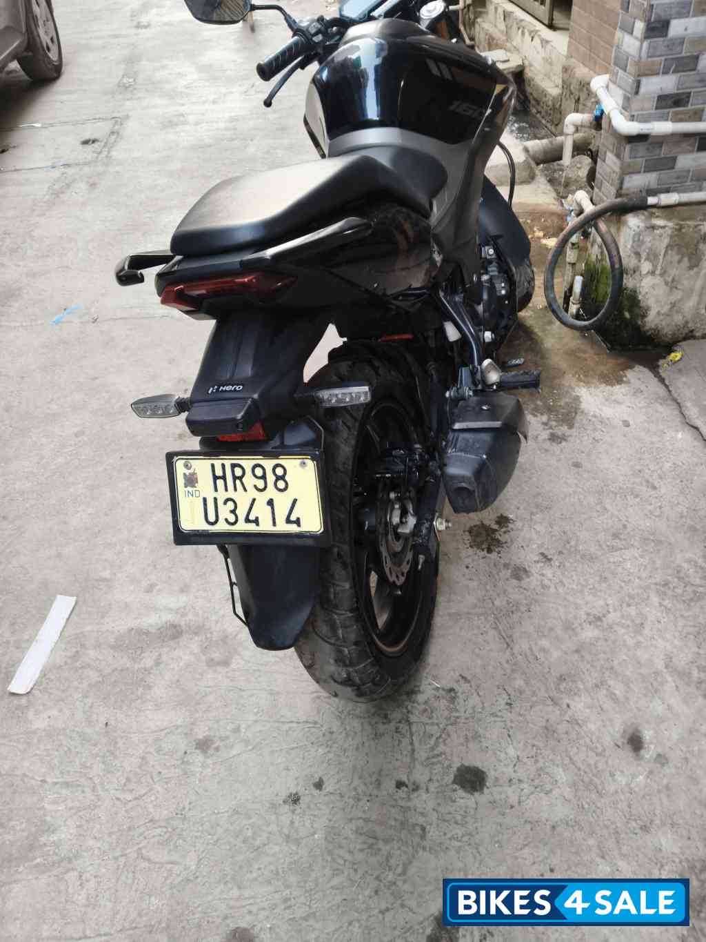 Hero Xtreme 160R 4V Pro
