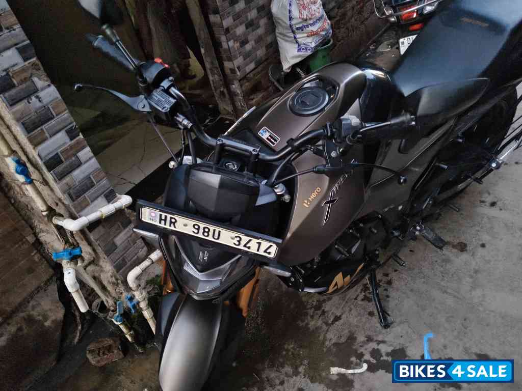 Hero Xtreme 160R 4V Pro