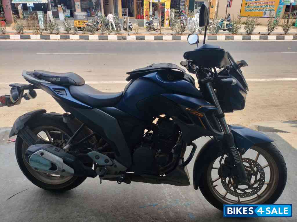 Matt Blue Yamaha FZS 25 BS6
