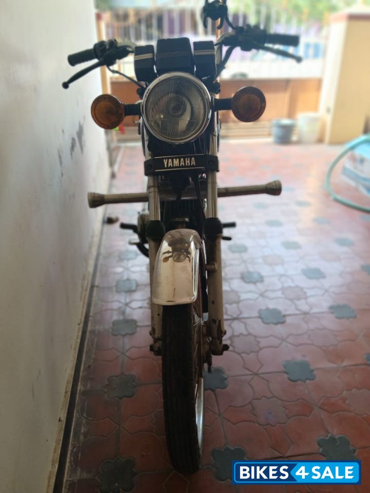 Yamaha RX 100