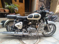 Royal Enfield Bullet Standard 350 2016 Model