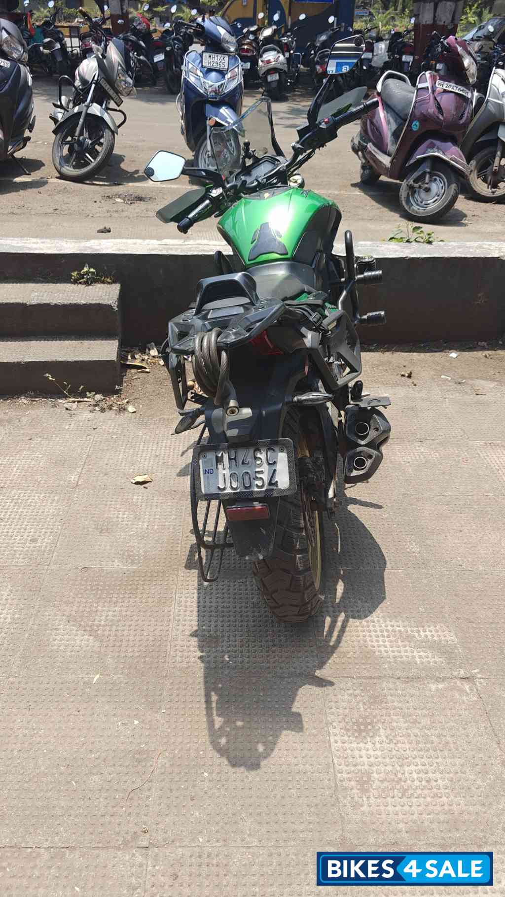 Bajaj Dominar 400 ABS BS6