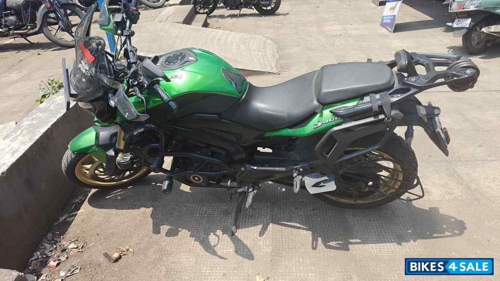 Bajaj Dominar 400 ABS BS6