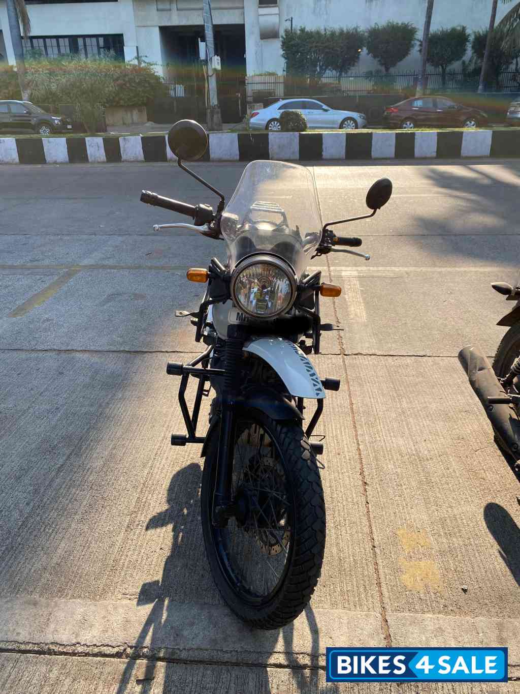 Snow White Royal Enfield Himalayan