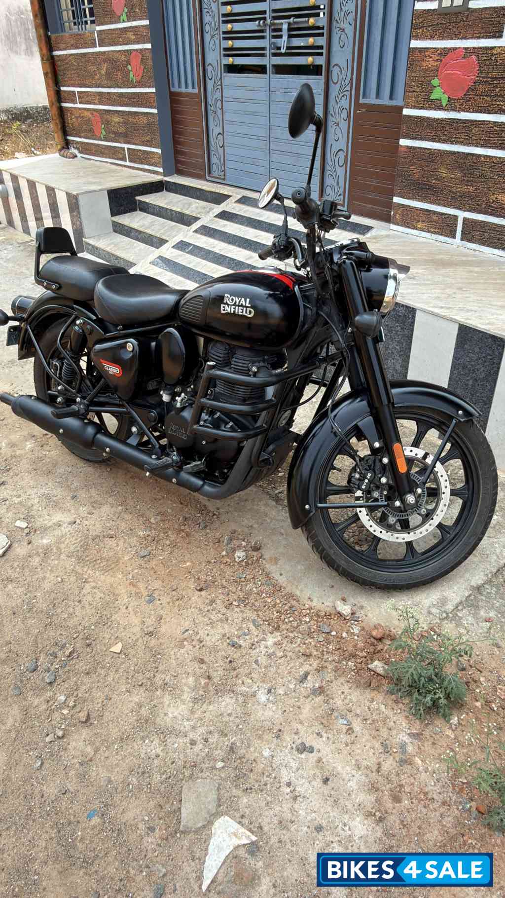 Black Royal Enfield Classic 350