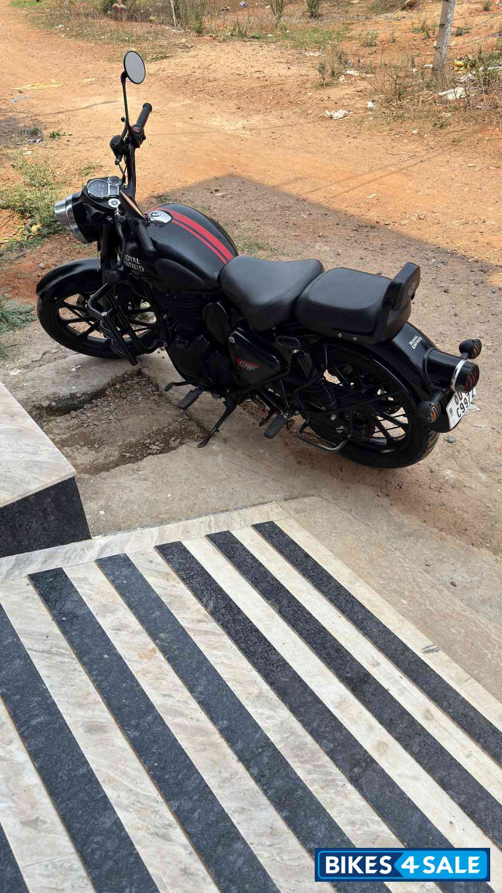 Black Royal Enfield Classic 350
