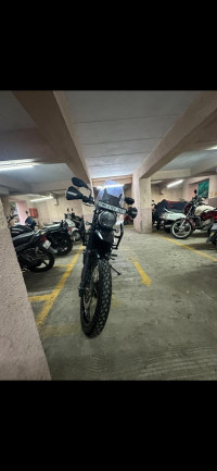 White Yezdi Adventure Gloss 2024