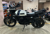 White Yezdi Adventure Gloss 2024